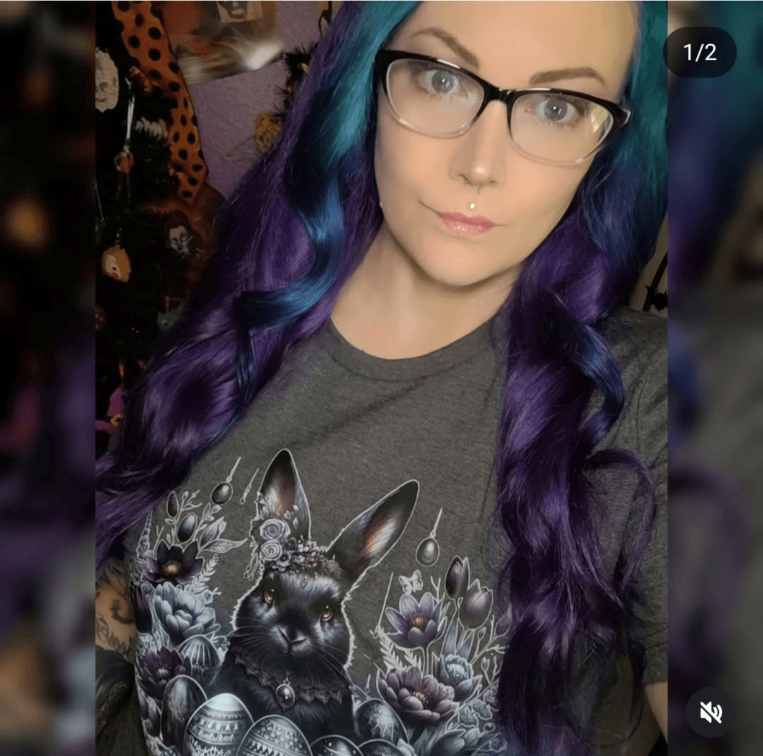 Click to view full size Radiant skin on this 45 year old MILF. Would love seeing her victimized in a snuff film.???