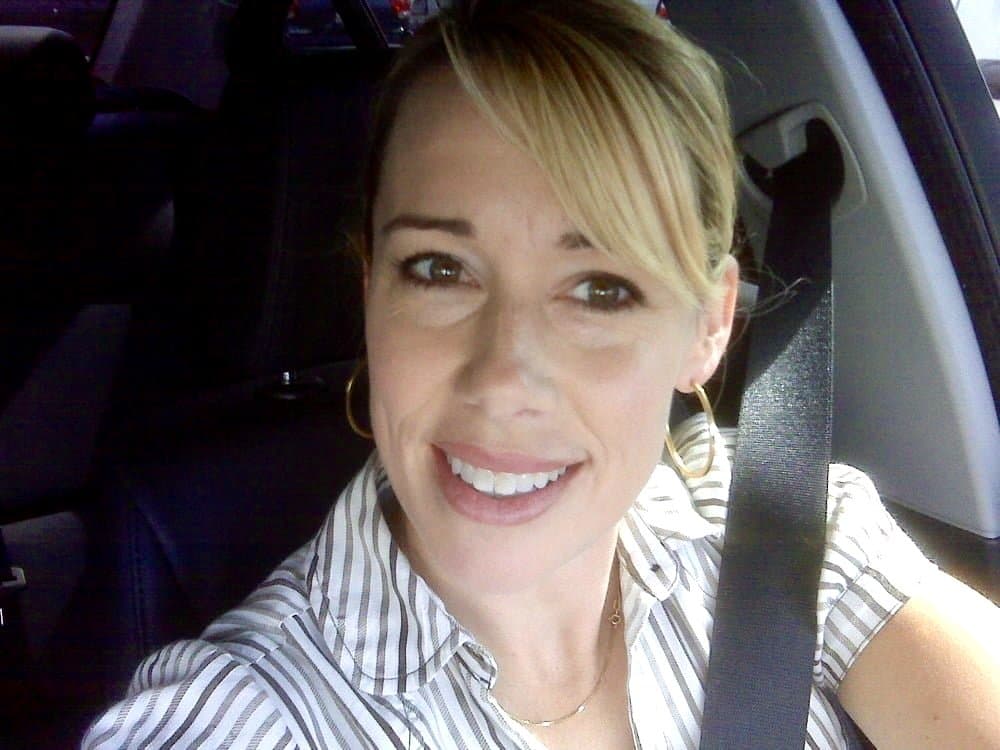 Slutty MILF Maria Opens Her Big Sloppy Cunt