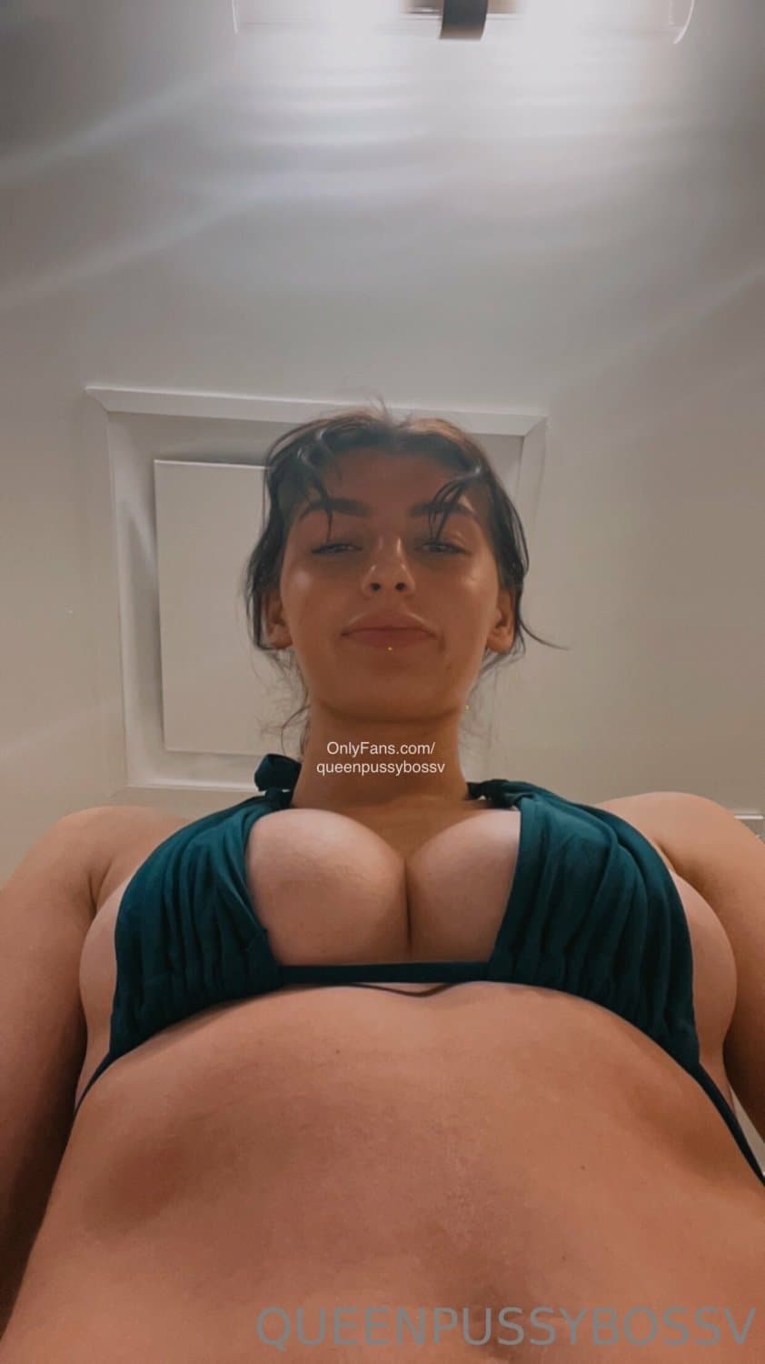 Click to view full size QueenV (VISIT MY PROFILE)