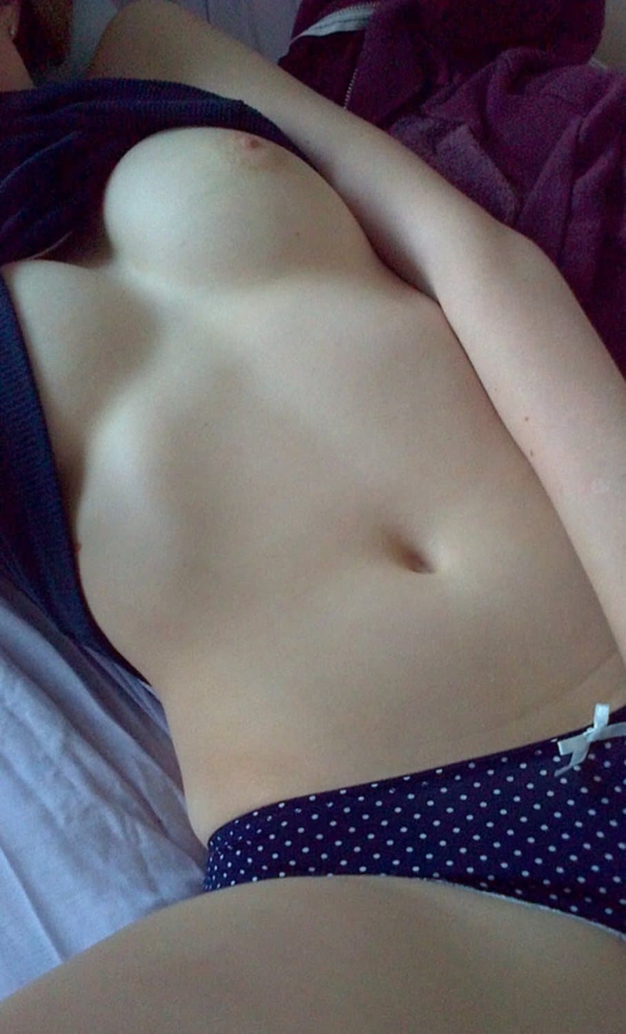 Click to view full size 19 yr old blonde teen Krysta leaked