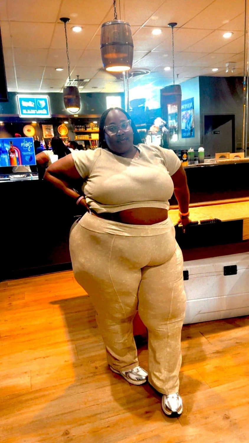 SSBBW EBONY HUGE OLE BIG ASS BOOTY