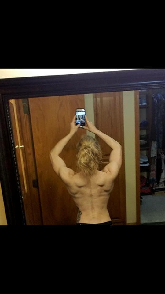 Brock Loves Working Out and Sucking Cock