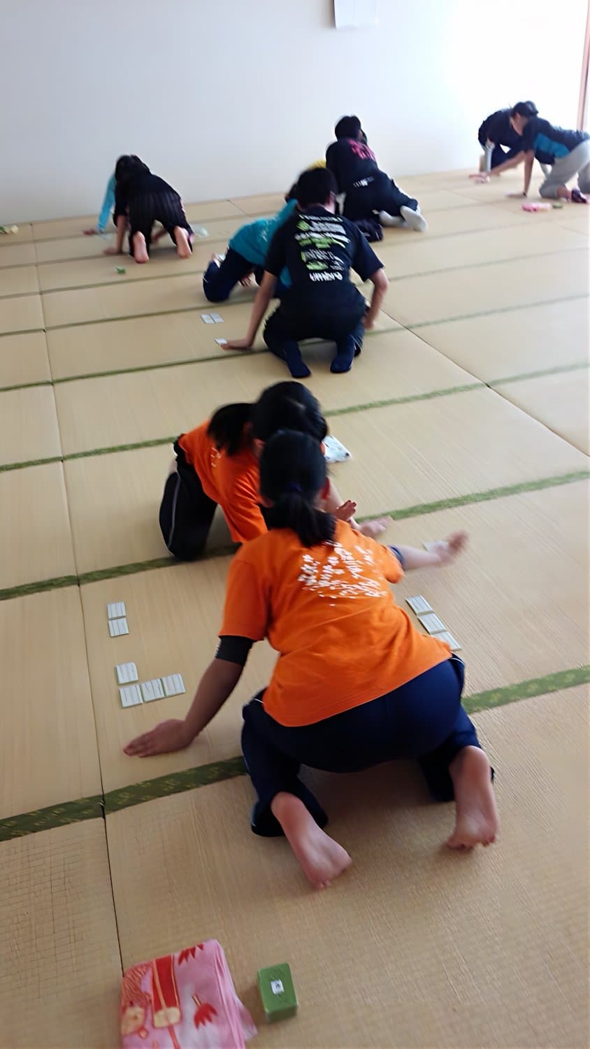 Japanese sexy karuta