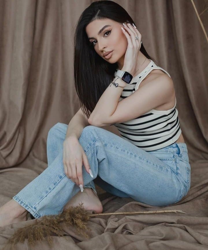 Sexy glamour feet pedicure woman