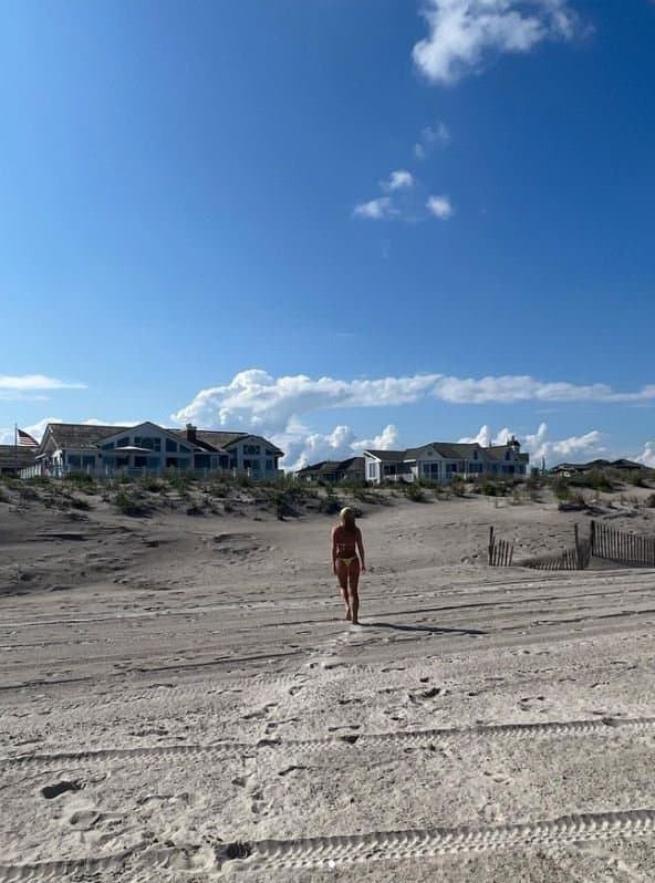 Hot Community College Dropout , went from real to fake tits