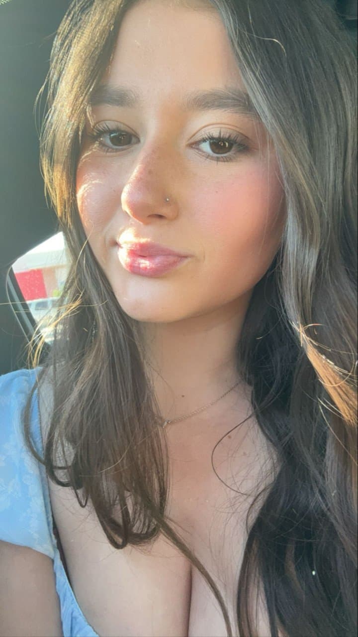 Big titty brunette eating dick and cumshots