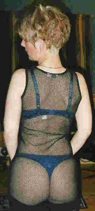 Sexy Milf Pam In Sexy Lingerie