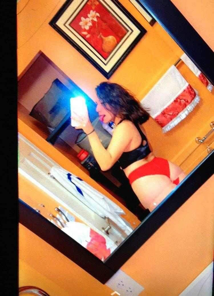 Cheating 19yo spic Leslie doing the beaner bounce