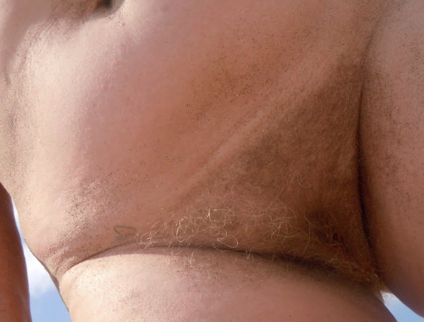 jjily at the seaside