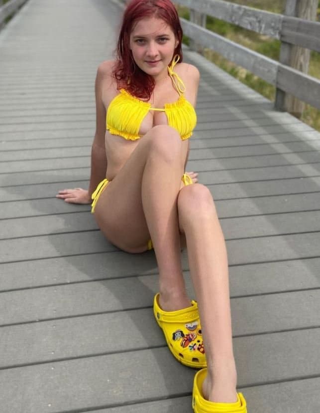 Brooklyn the Public Slut Poses on the Beach