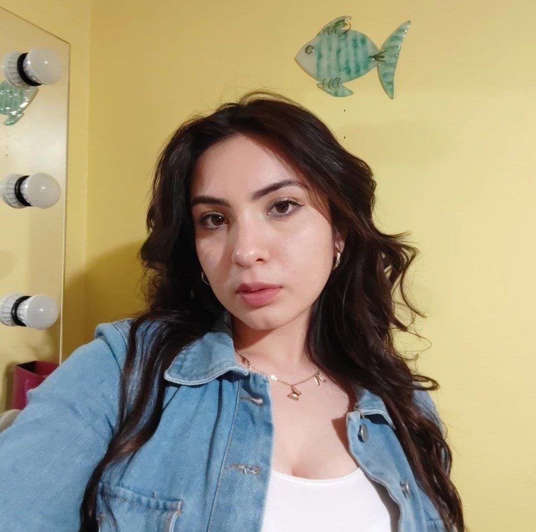 Melissa y Minerva, dos putitas de 21 años que estudian medicina, son de Coacalco, ambas son equipo