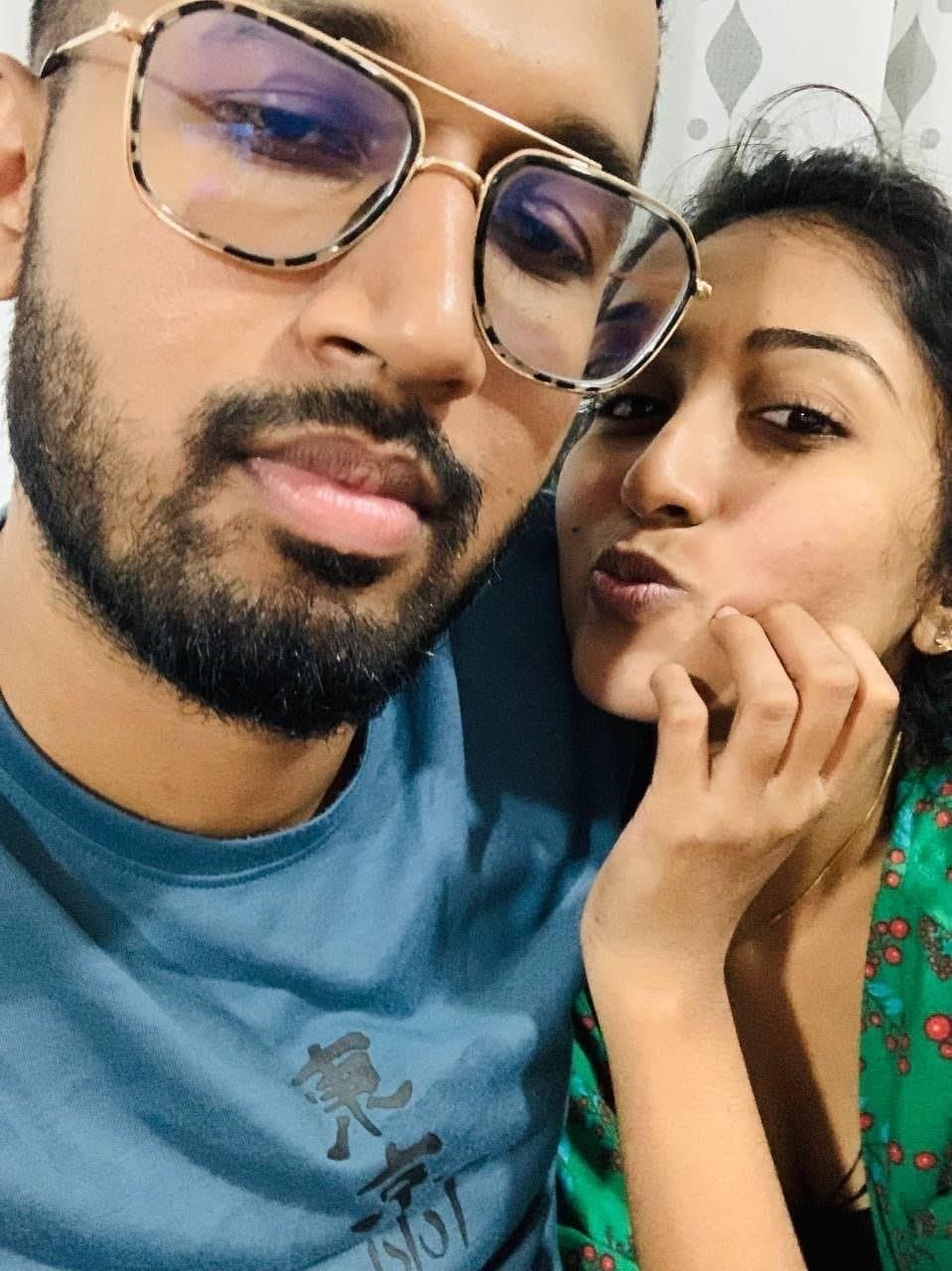 Sinhala hot girl punishment xxx witb boy friend