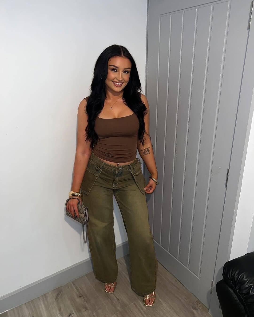 Tan busty irl Phoebe sent in