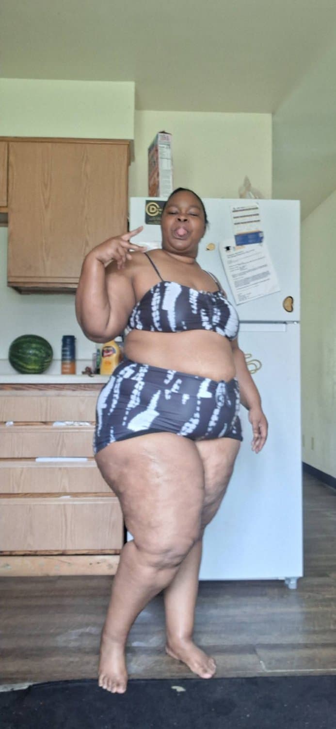 SSBBW EBONY HUGE THICK ASS BOOTY