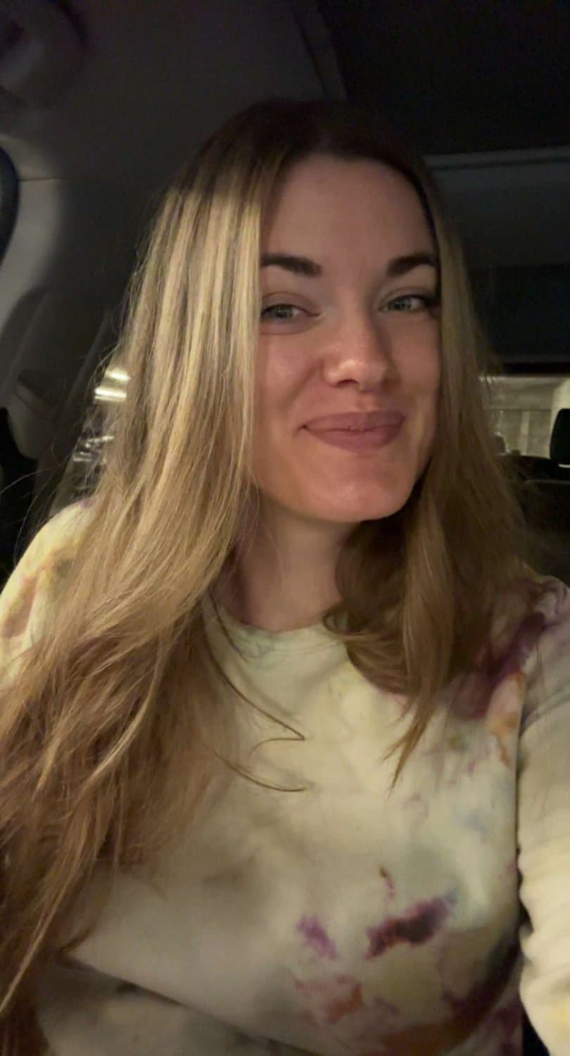 Nurse Ashley horny after work and wants to fuck