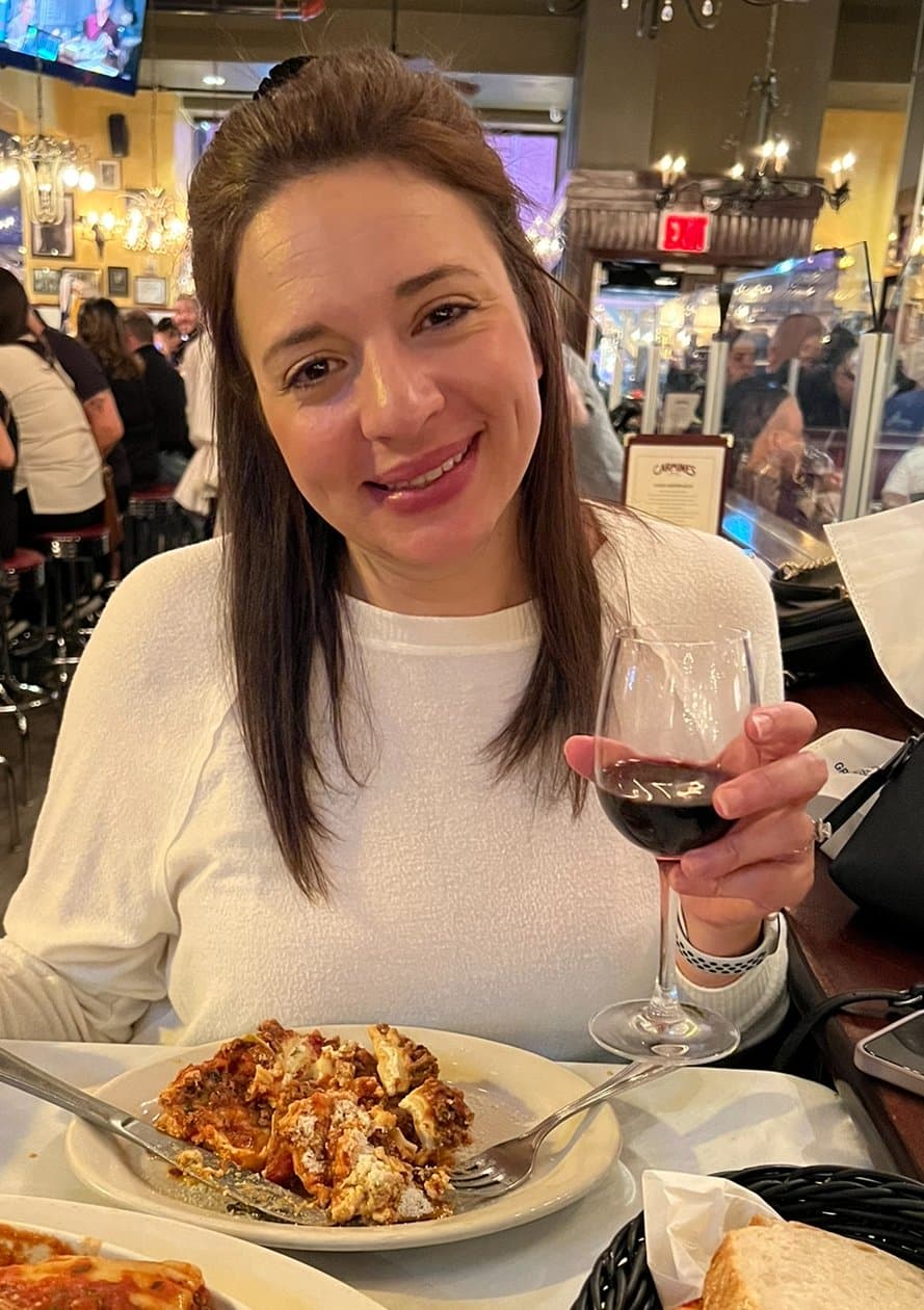 Taking requests on what to post of my slut wife. Kik me343435 or comment