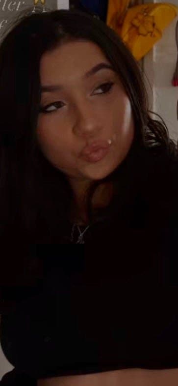 Duck lips pouting teens dsl