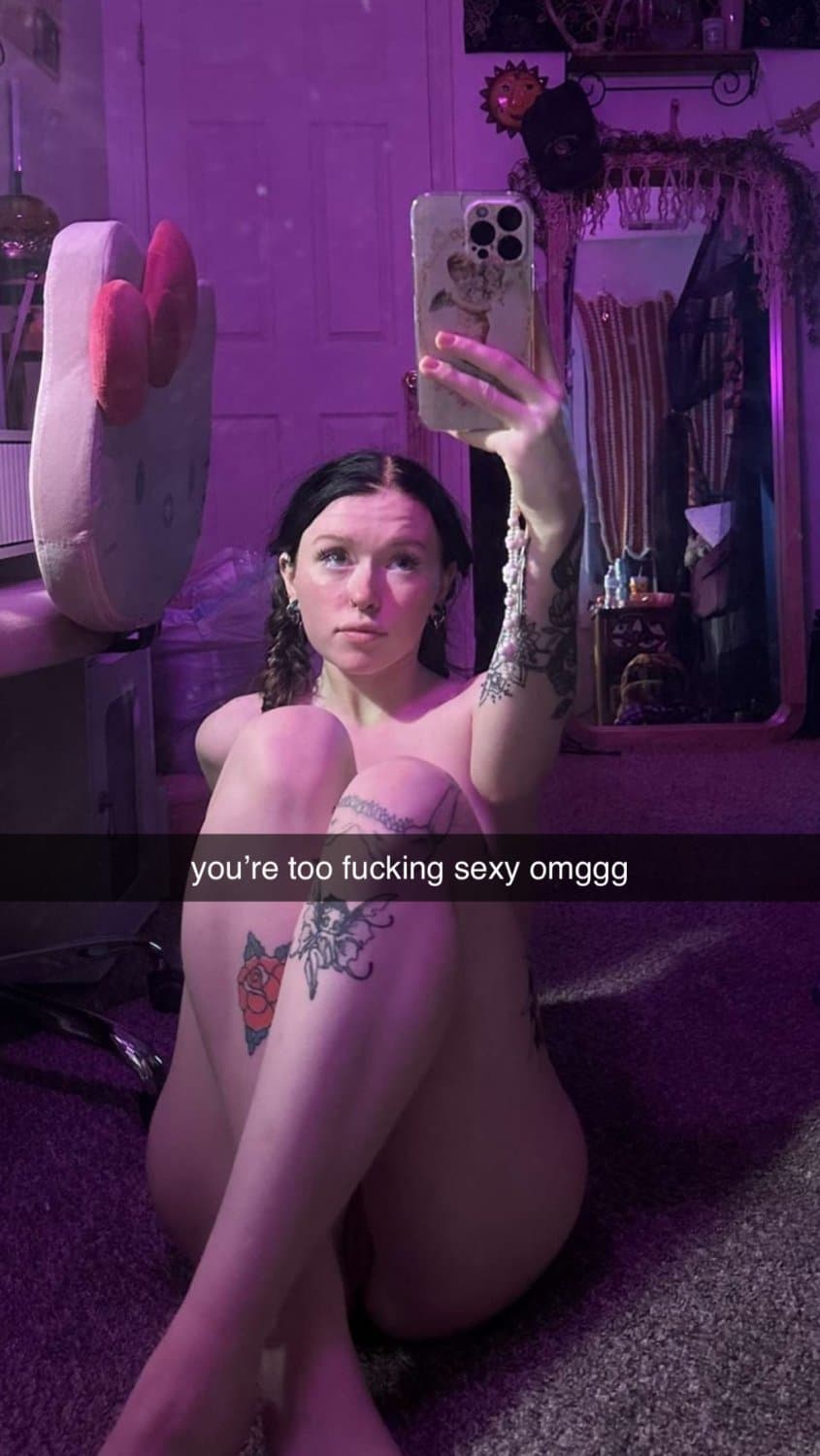 Click to view full size sexy pawg bitch cheating on her boyfriend