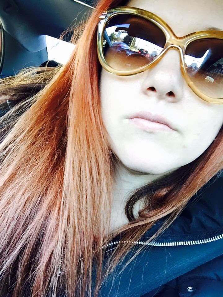 Click to view full size Meet Autumn - Wife, Mom & Cumdump