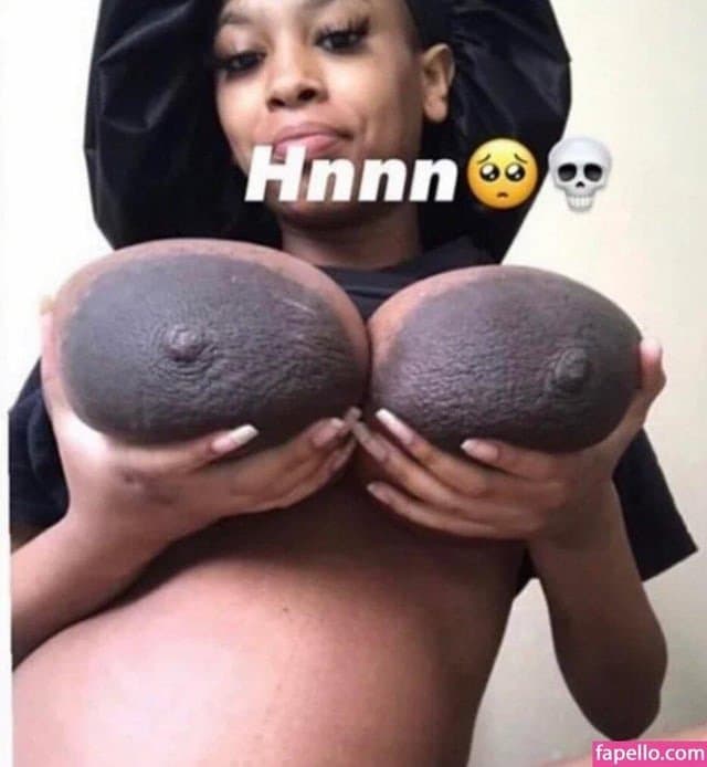 Big nipples huge areolas ?❤️?