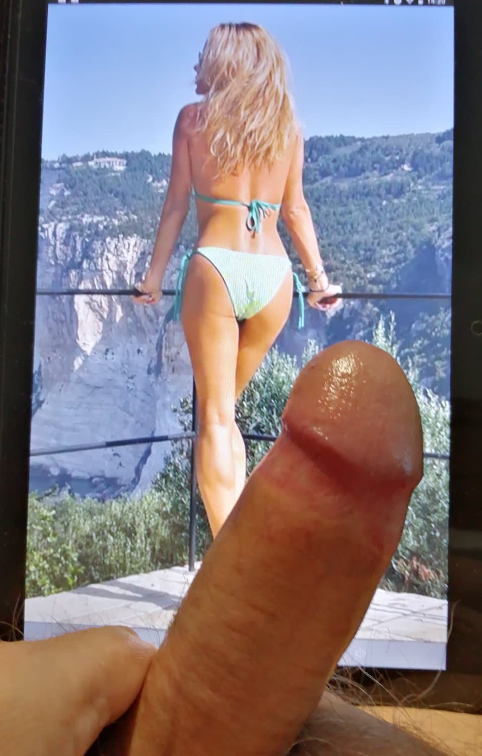 Amanda holden, dic picks 13, get hard to cum whore Amanda.