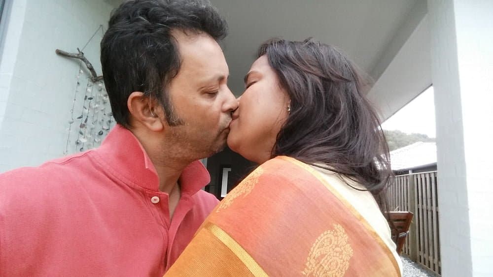 Voluptuous bhabhi from Dhaka, Bangladesh. No one could resist to pound this bhabhi????