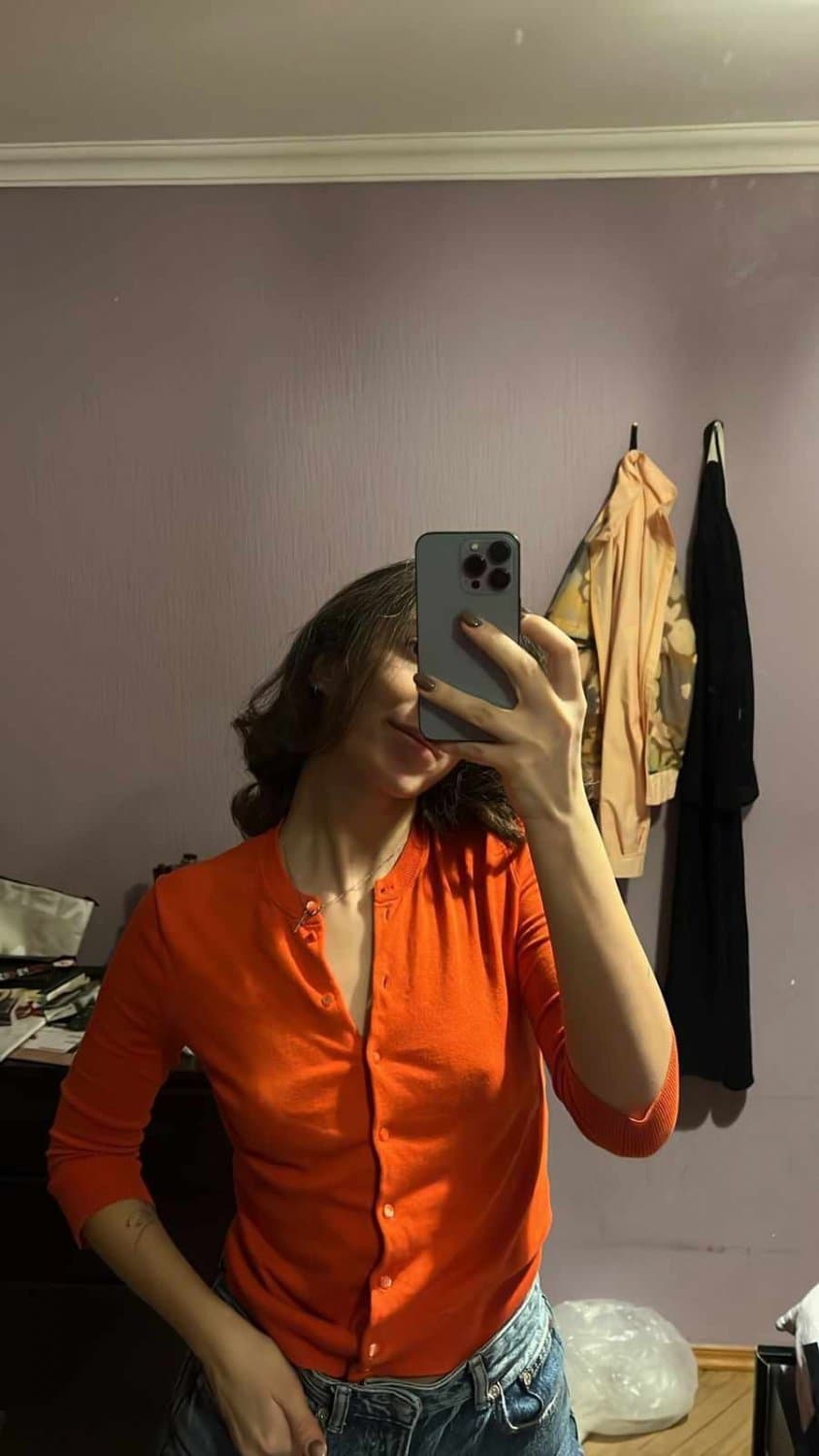 Athletic girl, what are your thoughts? (DM for more)