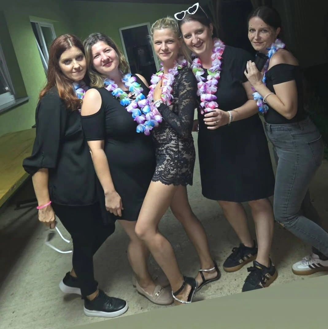 Which one would you pound and how? My choice is second from left. I would ram her ass all night