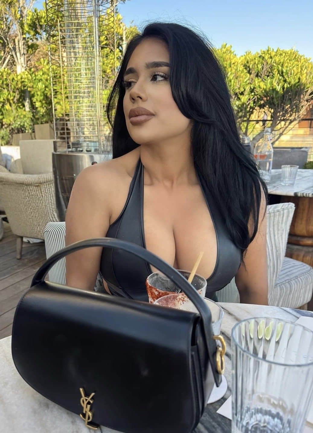 Sexy big tit Latina milf