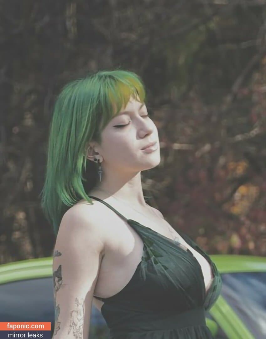 Uwucaptain666 pics that make ur dong explode (3)