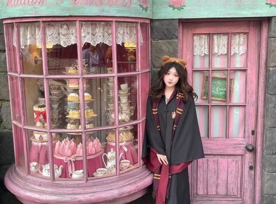 Chinese student has been trained to suck dicks