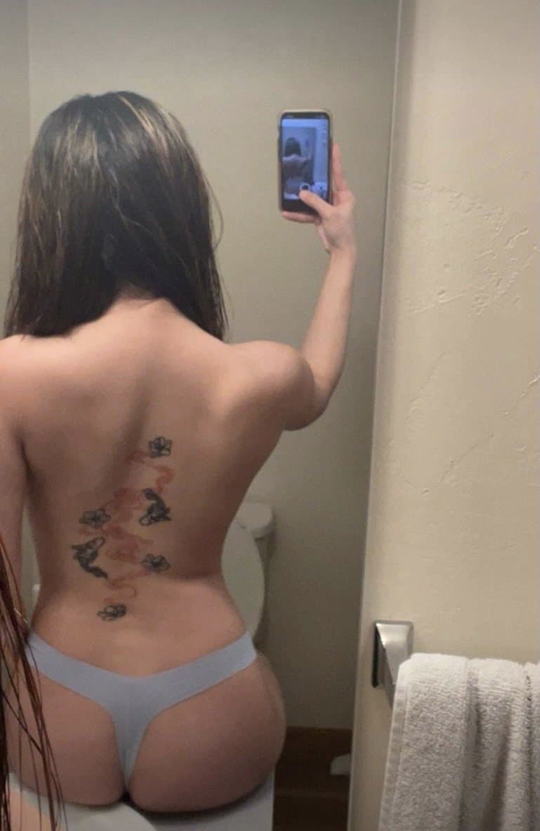 Squirting Asian slut solo