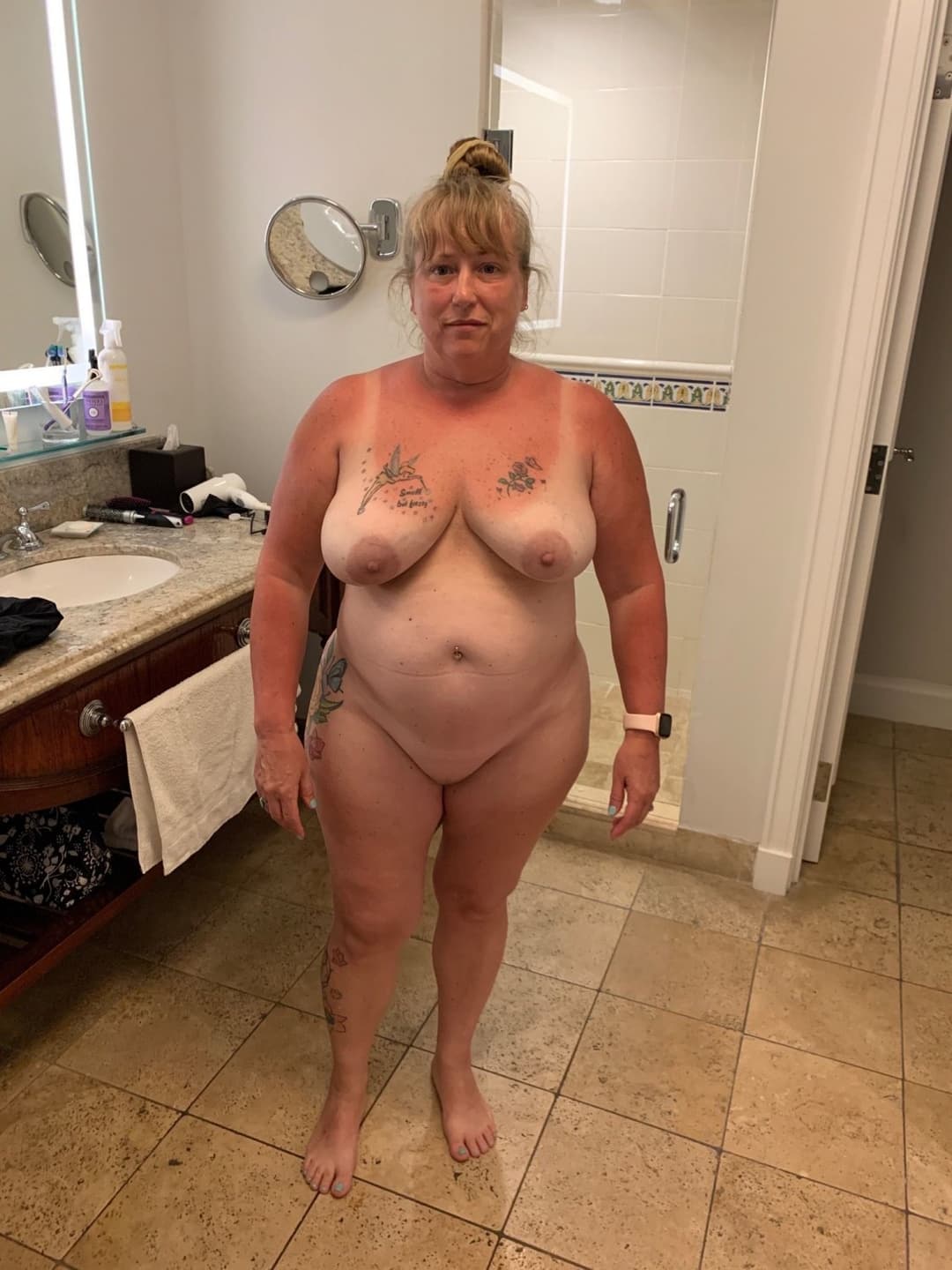 Click to view full size Blonde BBW Milf Slut Shown Off