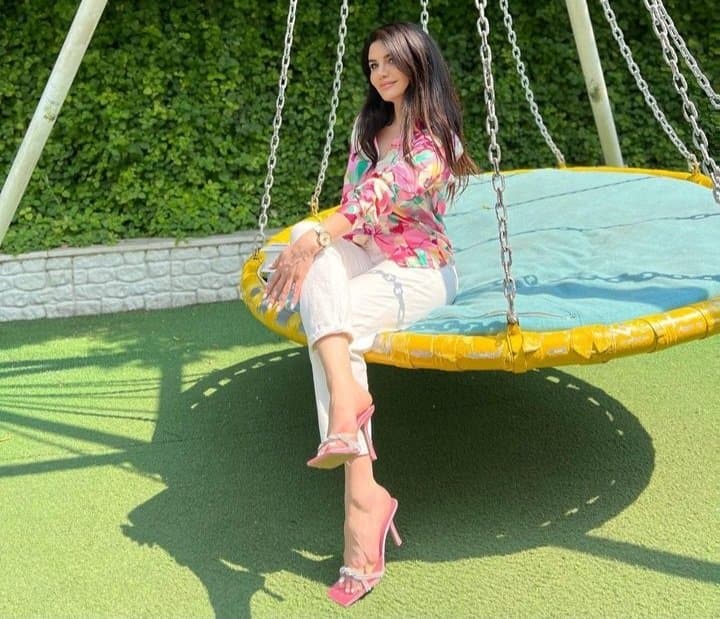 Sexy glamour feet pedicure woman