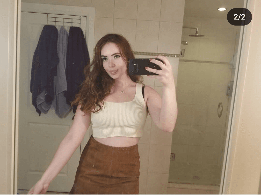 Adorable little Canadian Cunt has a pretty fuckable little body.??