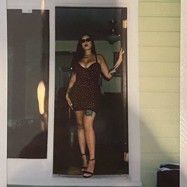 Dee the puerto rican cum catcher