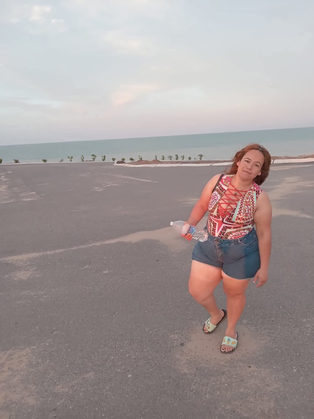 PEAR SHAPE THICK CURVY LATINA SSBBW BIG BOOTY ASS