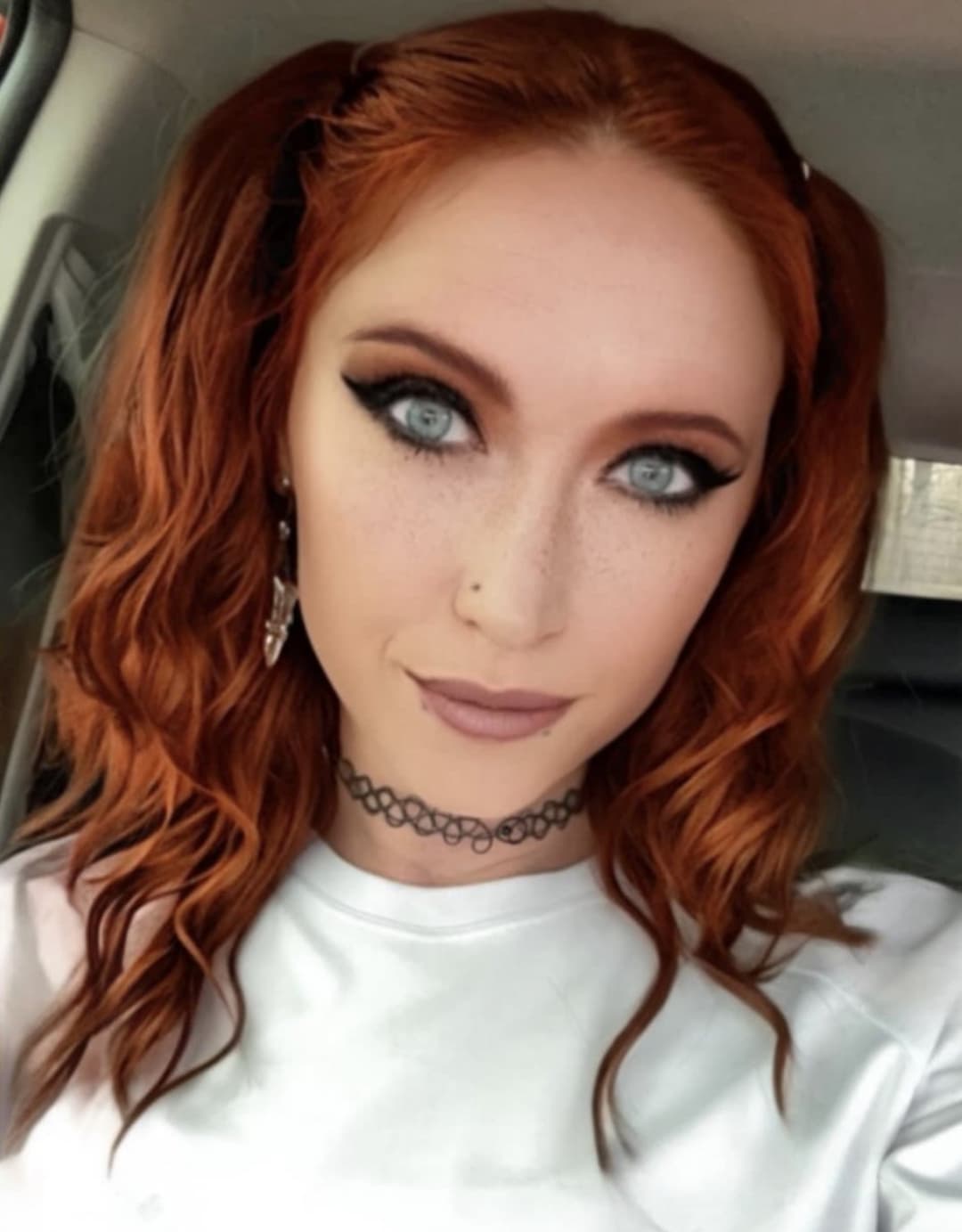 Click to view full size GA TikTok Goth Slut Pierced & Tatted LeAkEd