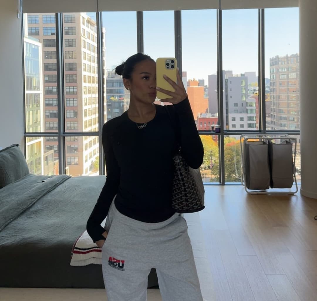 Perfect Asian gymnast babe suni loves bbc