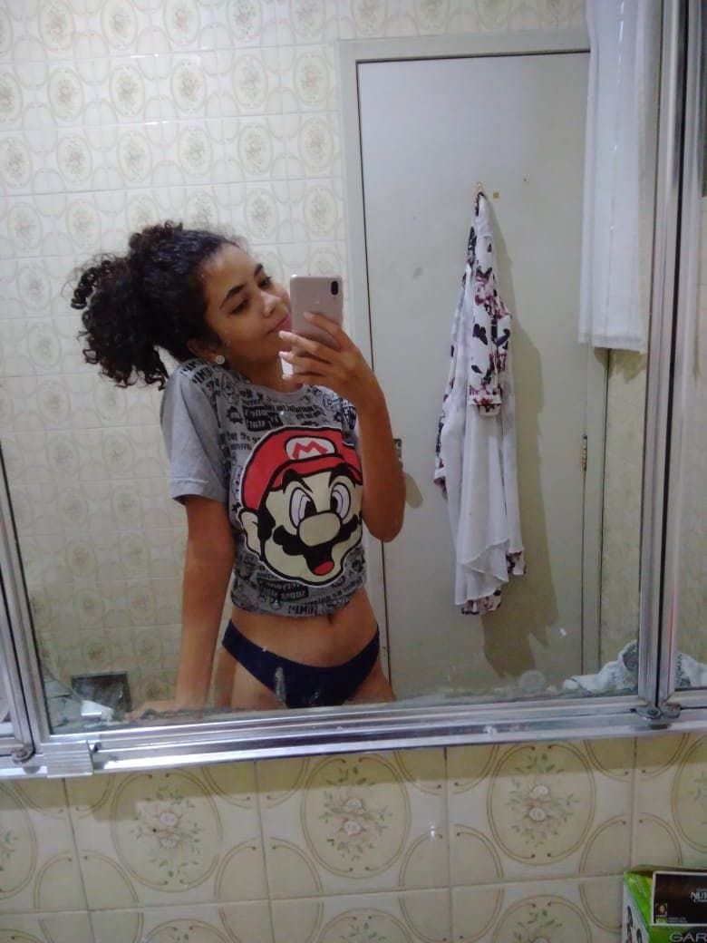 Maria Helena puta vazada peluda - parte 1