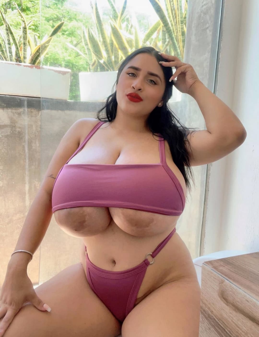 Big tits Latina huge areolas & nipples