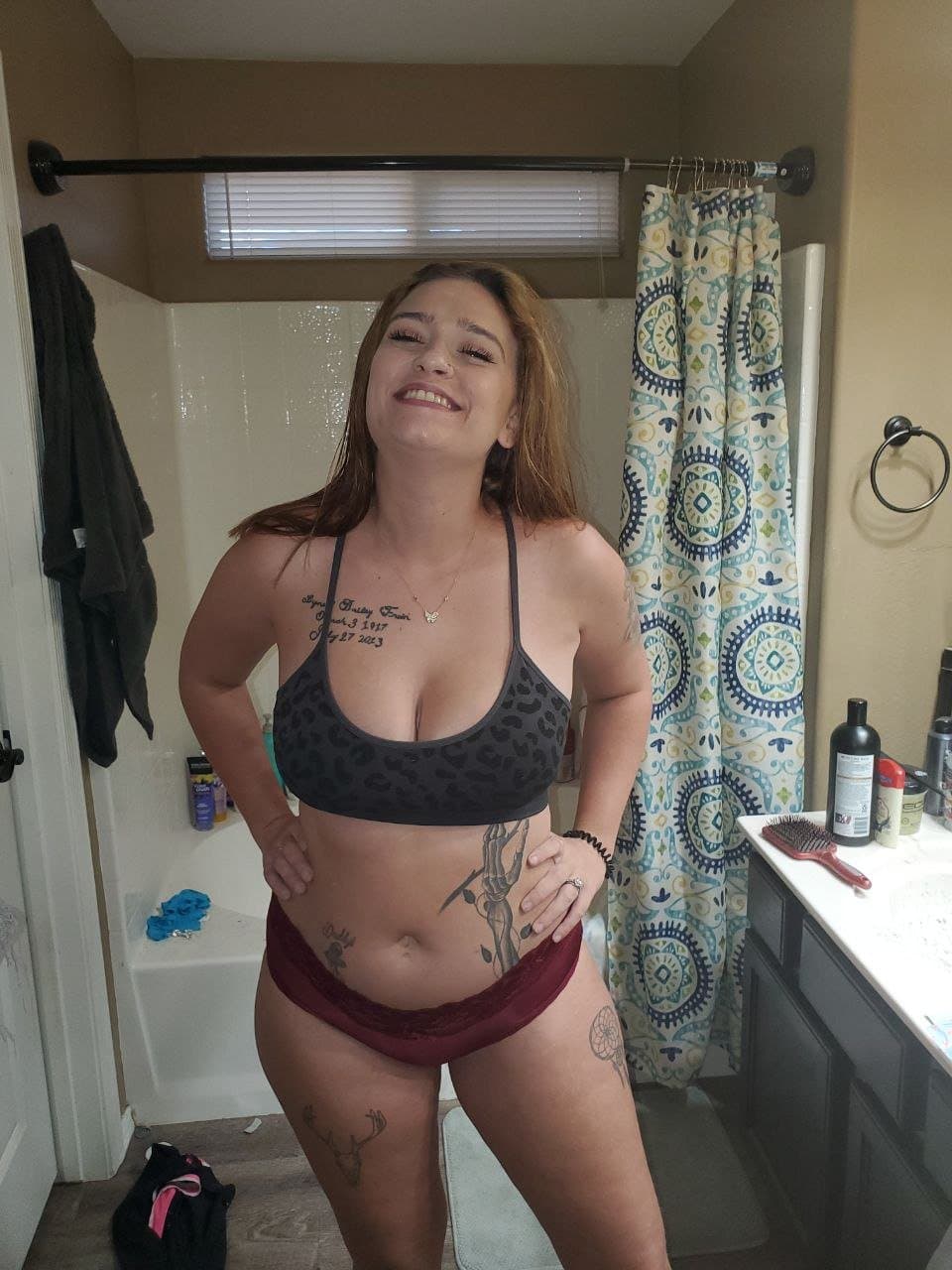 MacKenzie always takes soo long to get ready cause her hubby always documents it