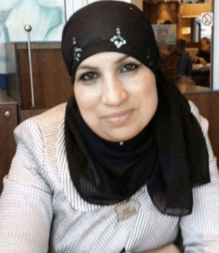 My friend fucks my wife and cums inside