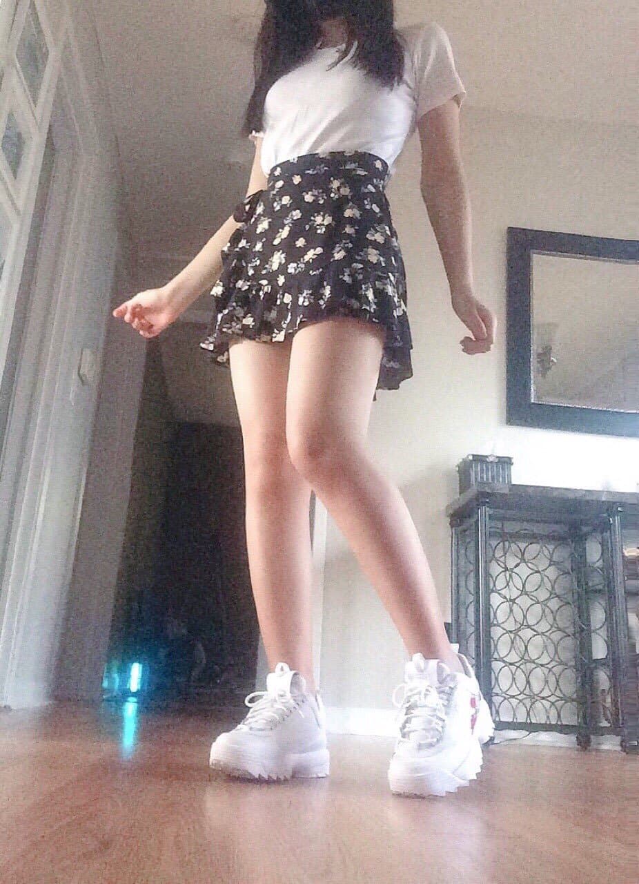 korean teen discord kitten chloe uni student