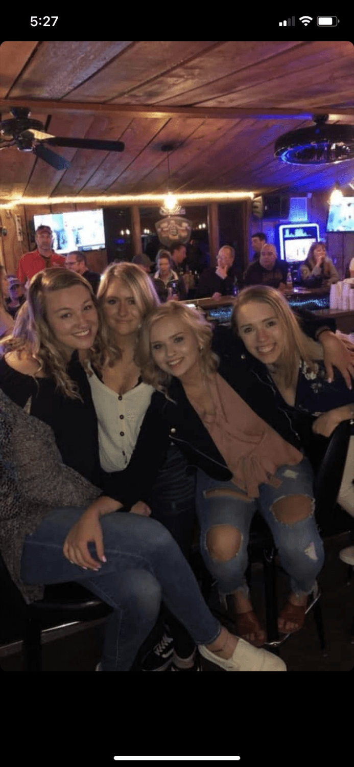 Hometown crush sucked my best friend b4 he slid his cock between her tits a month after being single