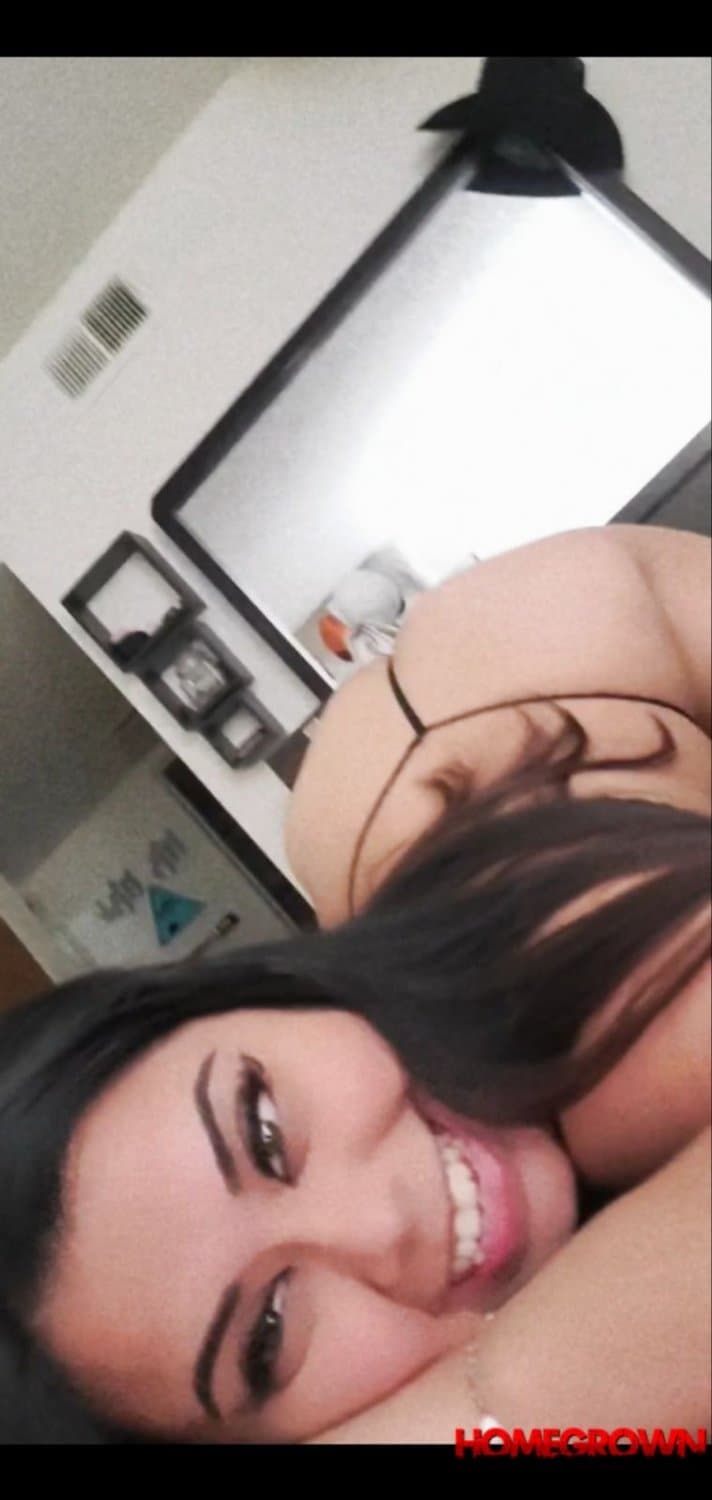 Click to view full size 23 year old Latina Maria from Arizona!!! Show her off!!! My kik in bio!!