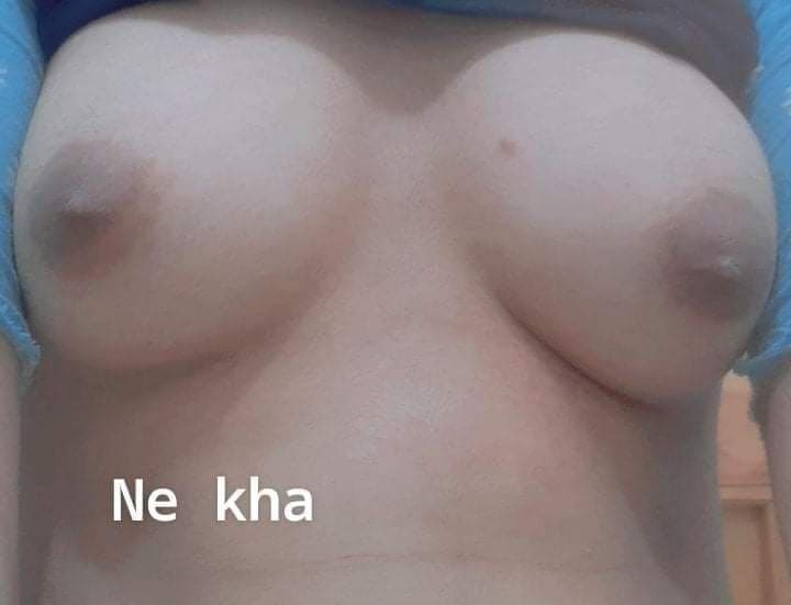 Desi Bangladeshi Cute GF Showing Rubbing Pussy