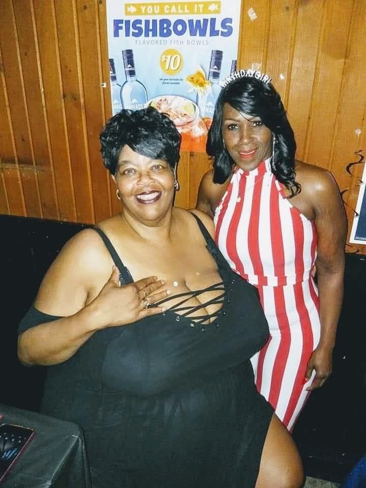 Something About Big Saggy Titty Grannies That Drive Me Crazy. & She Got Em I Would Not Pull Out 79