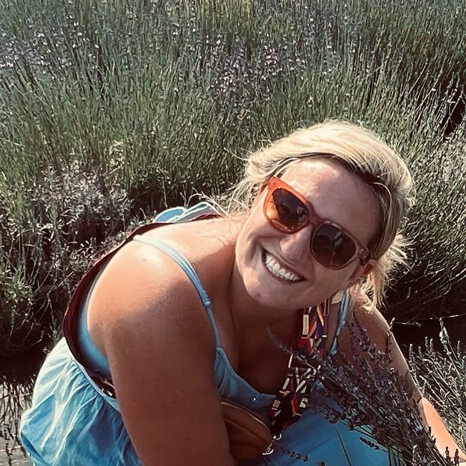 Southern slutty teen goes to spring break and ends up masturbating for Girls Gone Wild