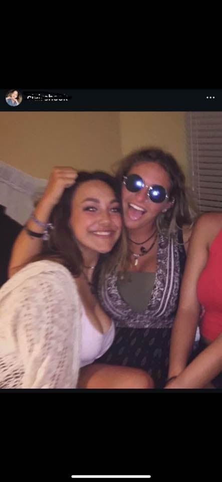 Cheating slut leaked after sending nudes to bfs friend (clair)